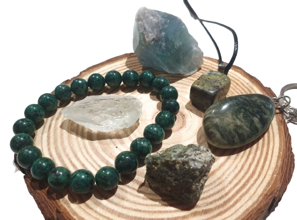 Lote Jade Verde, Fluorita, Serpentina y Cuarzo Prasio