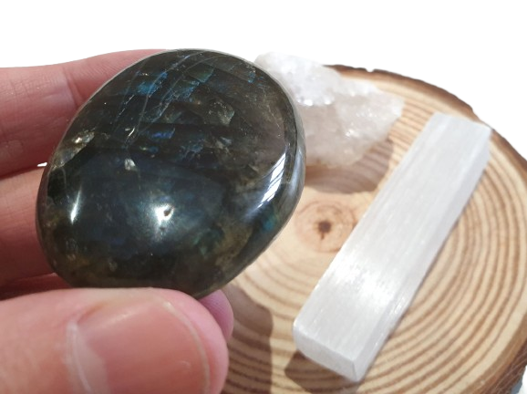 Lote labradorita, selenita y geoda de cuarzo 4