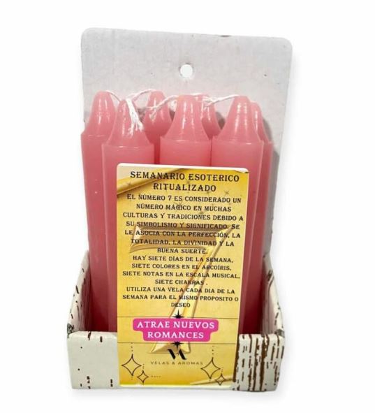 Semanario esotérico siete velas rosas para atraer nuevos romances