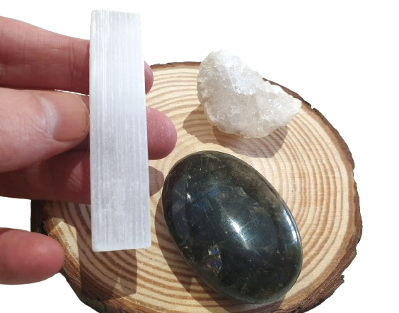 Lote labradorita, selenita y geoda de cuarzo 2