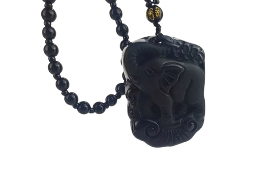 colgante elefante de la suerte tallado en obsidiana 2