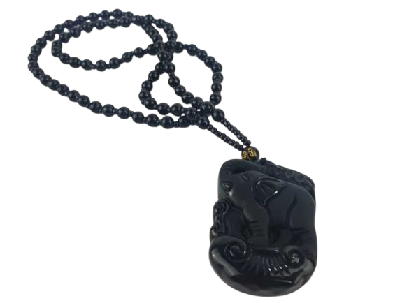 colgante elefante de la suerte tallado en obsidiana 3