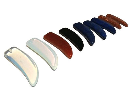 colgantes de colmillos de mineral