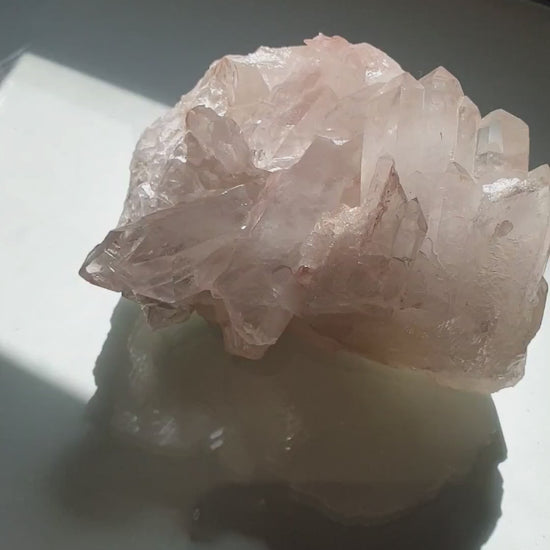 - Drusa de cuarzo cristal de roca procedente de Brasil
