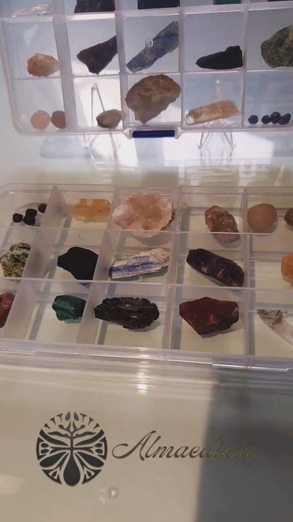 Beginner Mineral Kit – Box with 15 Minerals