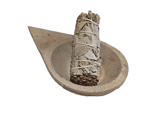 Sahumador Artesanal Triangular de Cemento